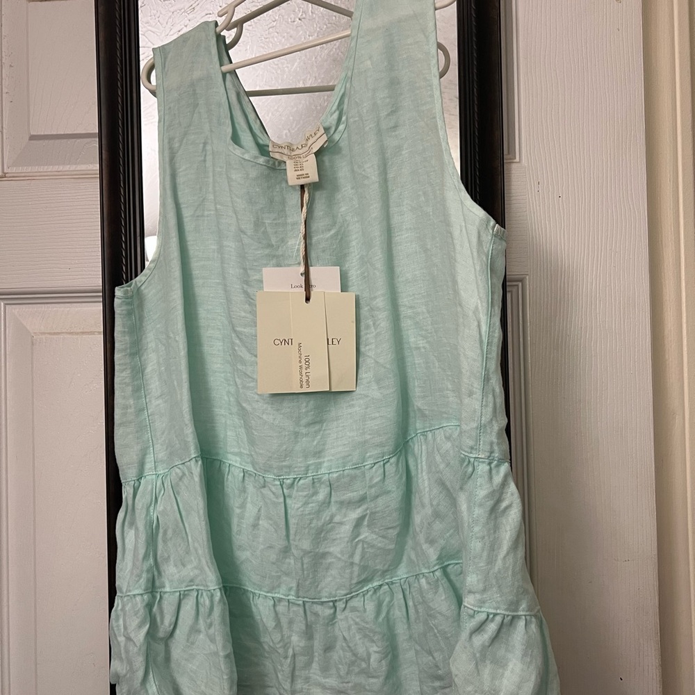Spring Top - Picture 2 of 3